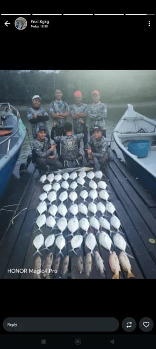 Fishon Boat Charter - Image 2